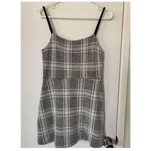 Black and white dress